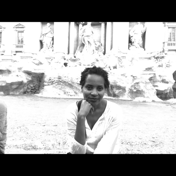 Meet your Posher, Rita - Picture 3 of 7